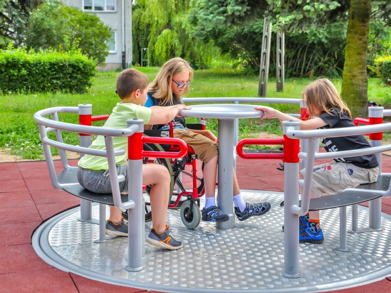 carrousel_yugo3_midori