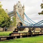 Moon banc_Santa&Cole