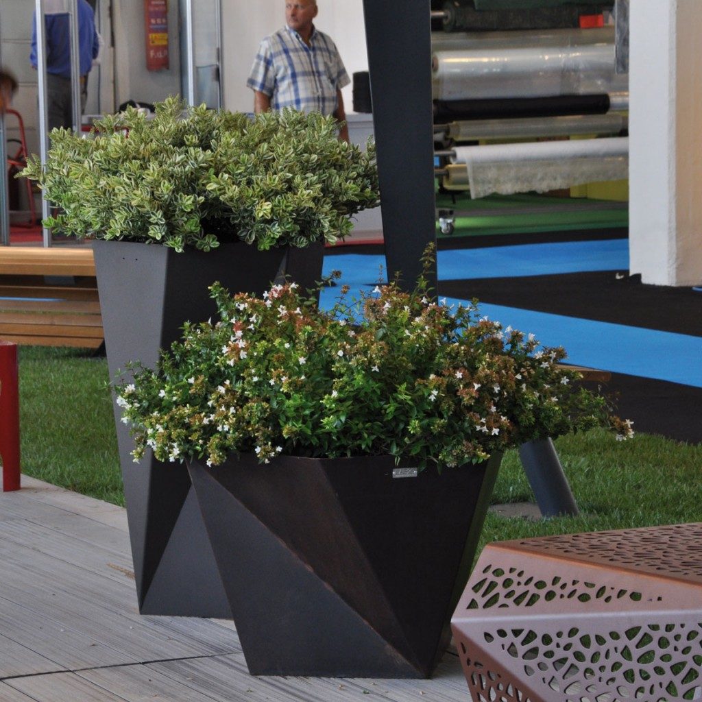 Five-jardinières_Lab23