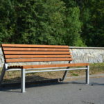 One banc en bois_midori