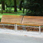 One banc en bois_midori