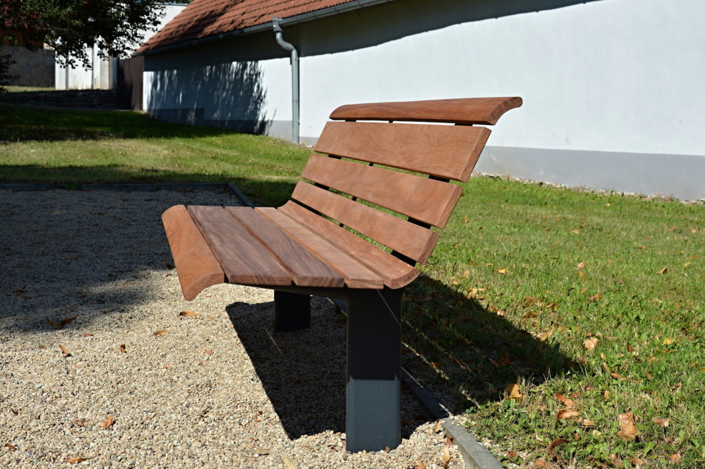 Nisha banc en bois_midori