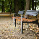 BERGA banc bois acier et accoudoirs