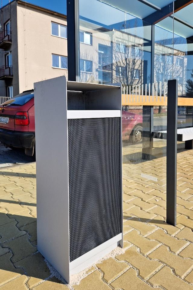 MAG corbeilles 65L acier perforé