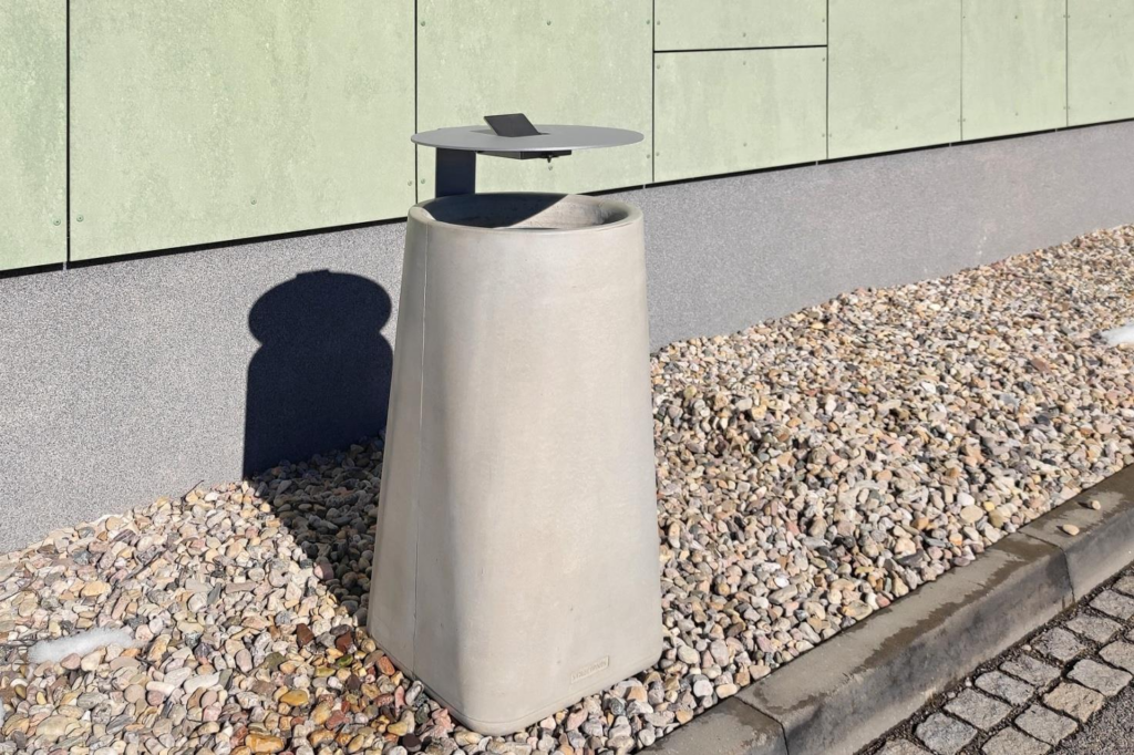 KOLHN Corbeille béton avec cendrier