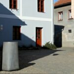 KOLN Corbeille béton simple 75L